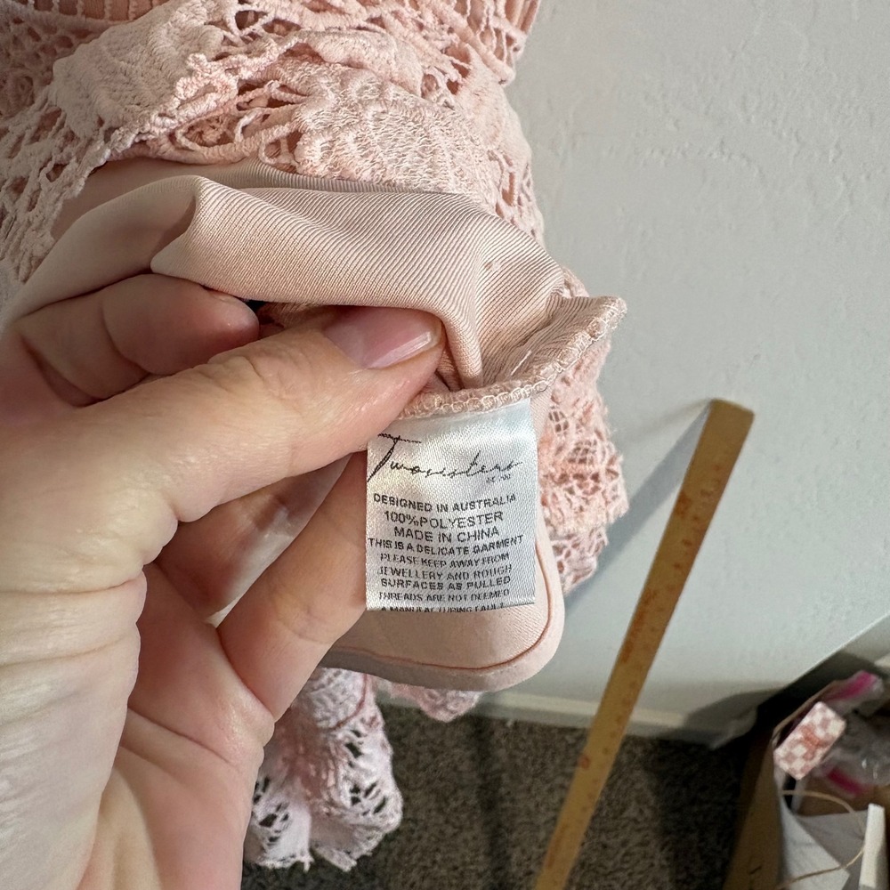 Two Sisters The Label Pink Lace Midi Dress V-Neck Ruffle Hem Size 12 - Picture 5 of 6